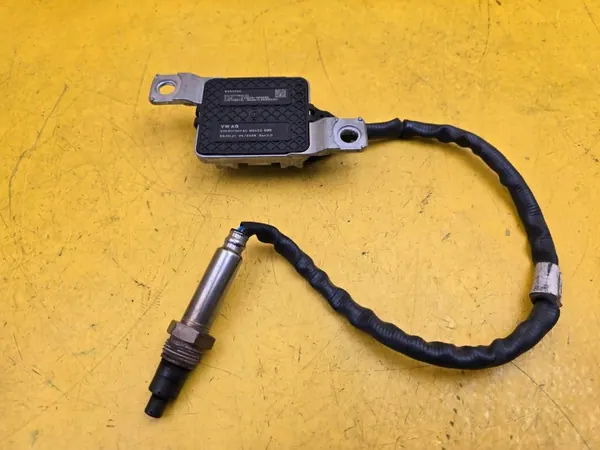 Sensor NOx OEM 059907807AC para Volkswagen Touareg image 3
