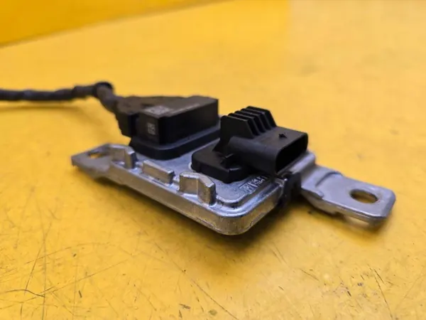 Sensor NOx OEM 059907807AC para Volkswagen Touareg image 5