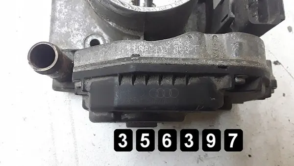 Corps de papillon Audi A6 2003 1800PETROL 058133063e image 1