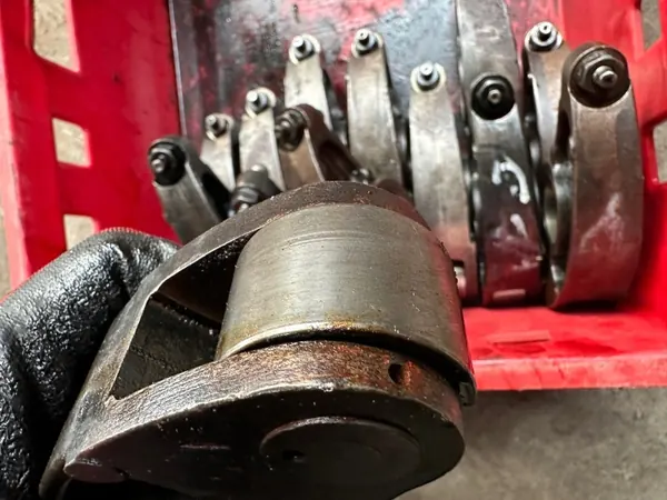 Árvore de cames Iveco Krzywka Klawiatury Cursor 10 Euro 5 image 3