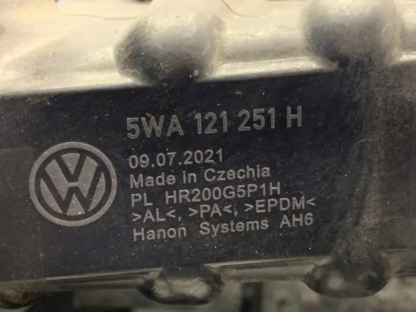 CHŁODNICA WODY VW ARTEON 2.0 320KM 5WA121251H RADIATOR image 3