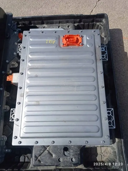 Bateria de tração Renault OE 100Ah - Estado usado image 2