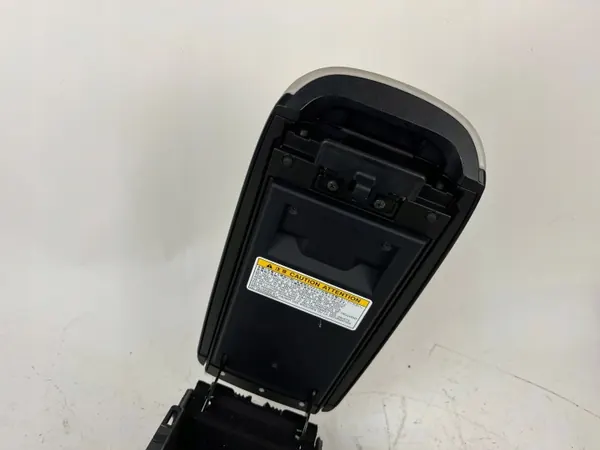 Accoudoir console Toyota Mirai OEM 5881862010 image 9