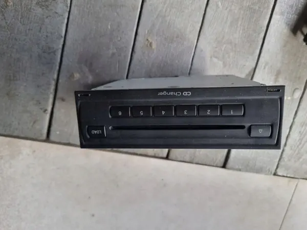 Audi A6 C7 A7 levynvaihtaja OEM 8X0035110C image 2