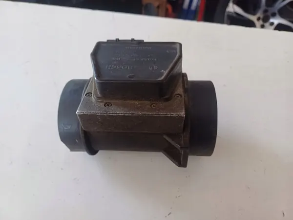 Luftmassenmesser Volvo 240 740 940 OEM 3517020 image 2