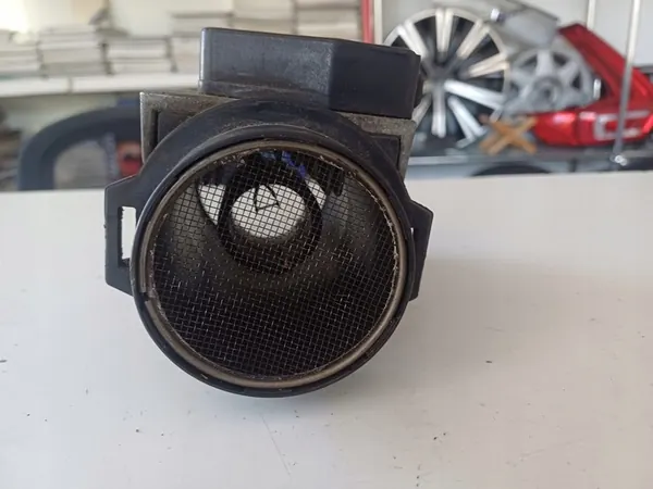 Luftmassenmesser Volvo 240 740 940 OEM 3517020 image 3