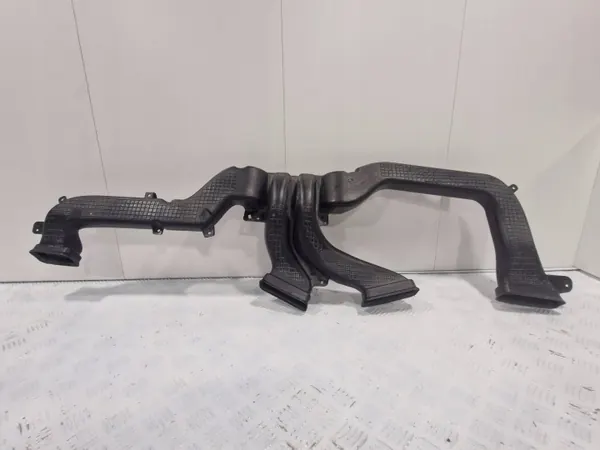 Värmeslang OEM 84515242 för Chevrolet Corvette C8 image 2