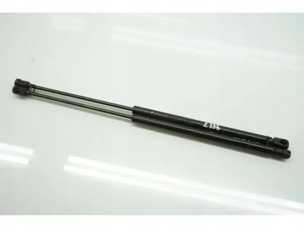 BMW Tavaratilan kansilaimennin OEM GSC2568 3 Series image 7