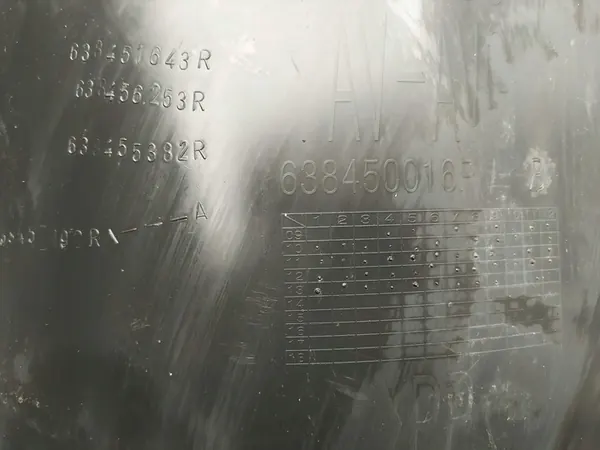 Front Left Wheel Arch Renault Fluence OE 638450016R image 2