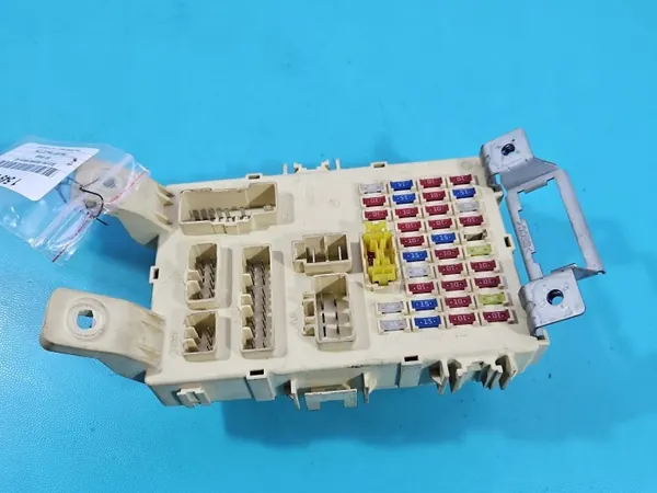 Zekeringkast OEM 91950-1J011 voor Kia Venga image 3