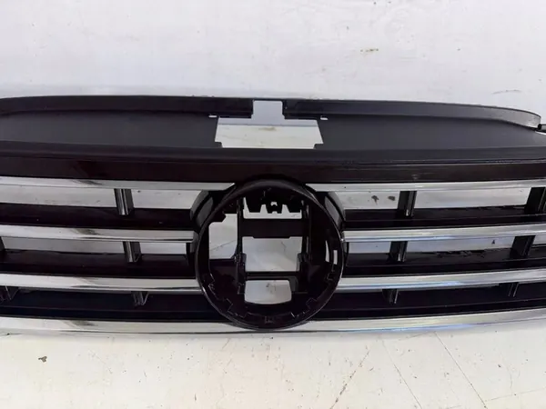 VW Passat B8 Front Grill 19- OEM 3G0853651 image 7