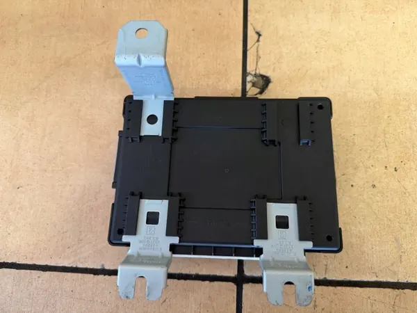 Module BCM OEM 954002W581 pour Hyundai Santa Fe III image 3