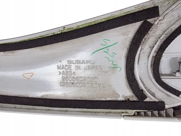 Subaru BRZ takaluukun spoileri OEM 96064CA010 image 4