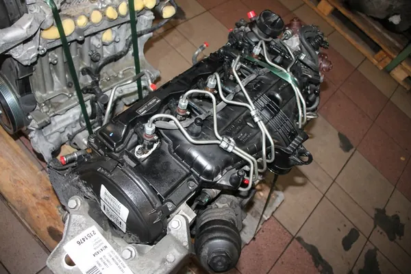 VOLVO V70 S80 XC70 XC60 V60 S60 2.4 D4/D5 Inyectores 31272690 image 2