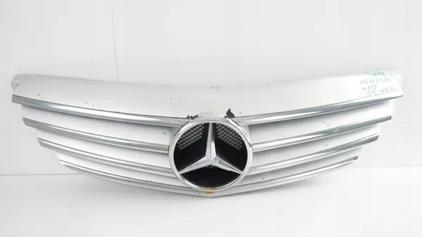 Rejilla de parachoques OEM 360207814 para Mercedes W245 2005-2008 image 2