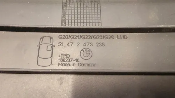 BMW OEM 2461168 rubber vloermatten set voor G20 G21 G22 G23 G26 image 9