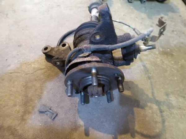 KIA CEED I 06-09 Vänster Kort Axel Styrknut 1.6 CRDI image 2