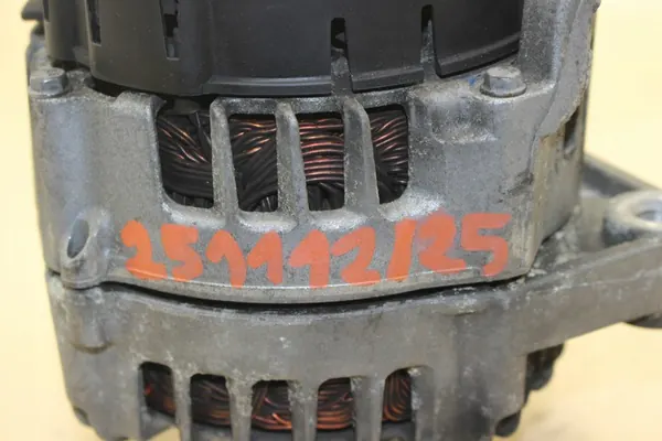 BMW 3 F31 F30 Vaihtovirtageneraattori 7823343 image 6