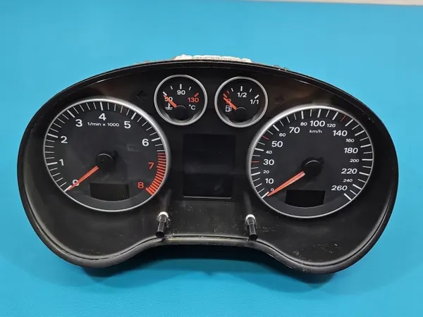 Odómetro Audi A3 8P 2.0 FSI 8P0920930G OEM image 3