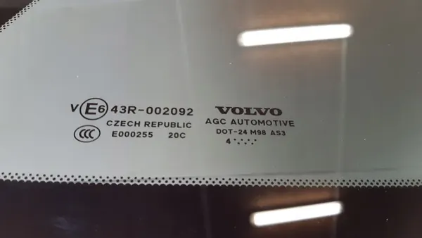 Volvo XC90 II höger karossglas OEM 1145137255 image 4