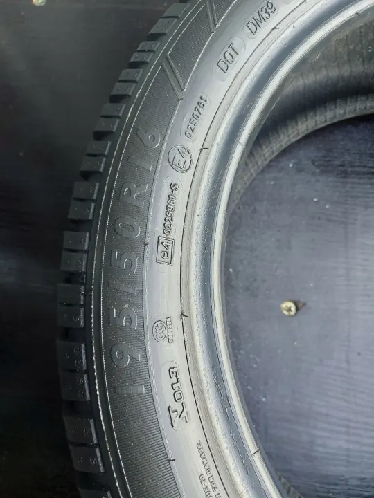 Vinterdäck Dunlop Winter Sport 3D 195/50R16 88H Begagnad image 3