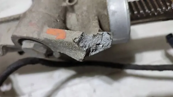 Volvo V40 2018 Caixa de direção image 2