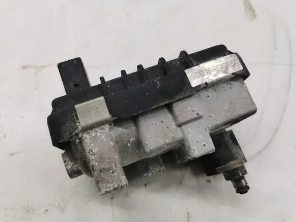 BMW X5 E70 2010 Turbolader-Aktuator image 6