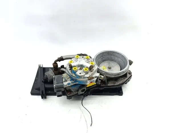 Distributeur de carburant OEM 048133837 pour Audi 90 B2 2.0 image 2