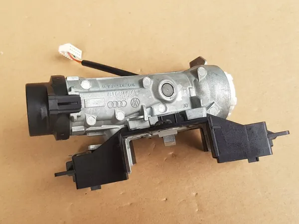 Sytytyskytkin + Avain / VW Audi Seat Skoda / 1K0905851B image 10