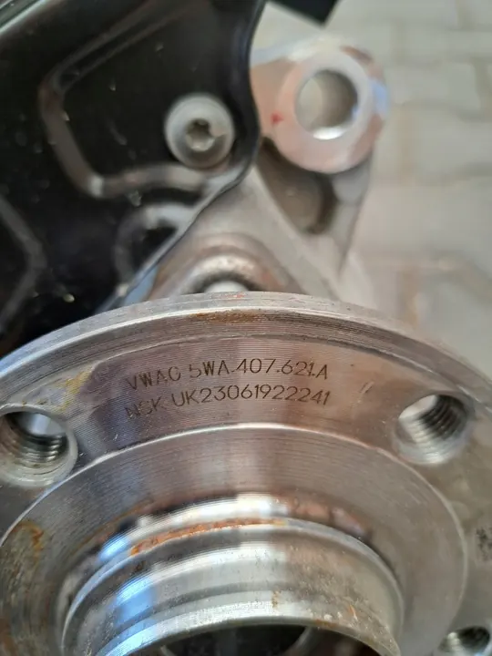 VW GOLF VIII GTI Mozzo Anteriore Destro 5Q0413031KH image 3