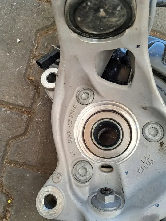 VW GOLF VIII GTI Mozzo Anteriore Destro 5Q0413031KH image 6