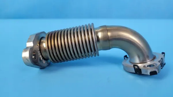 Tuyau de Recirculation des Gaz d'Échappement Mercedes A6541407702 image 4