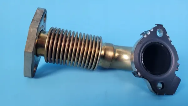 Tuyau de Recirculation des Gaz d'Échappement Mercedes A6541407702 image 6