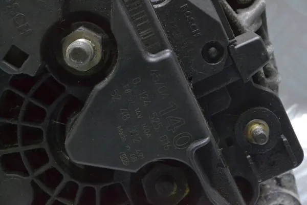 Vaihtovirtageneraattori Saab 9-5 2.0 2.3 Turbo 0124525016 image 4