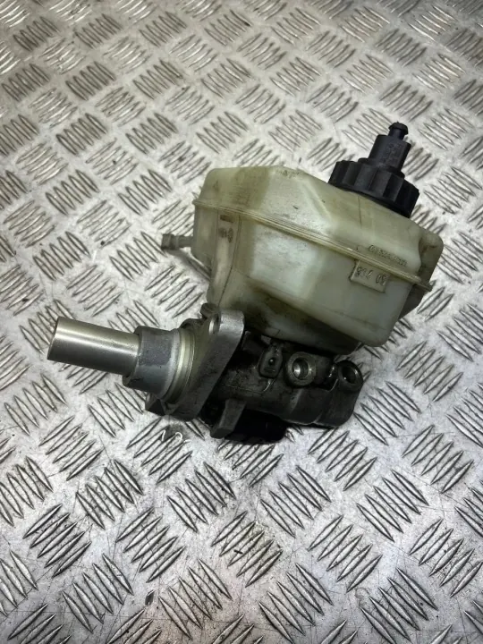 Cylindre de frein OEM 03350886771 pour VW Passat B6 image 2