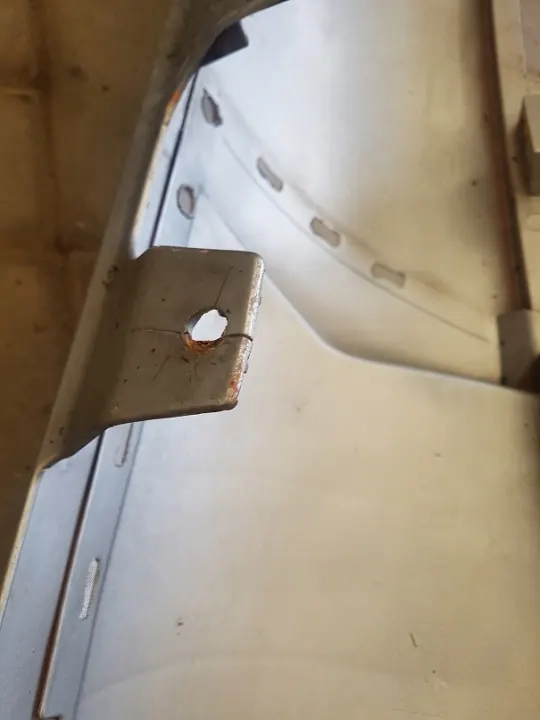 Coin Spoiler Cabine Gauche DAF 45/55 OEM Occasion image 6