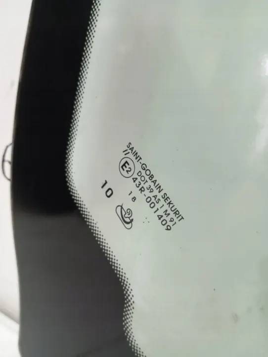 Nissan OE etutuuletin OEM SZYBA QASHQAI image 4