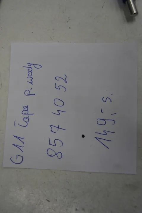 BMW 5' G31 waterpompbeugel OEM 8574052 image 6