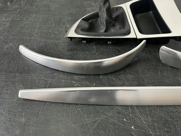 BMW 1 E81 Garniture Console OEM 9122671 Aluminium image 3