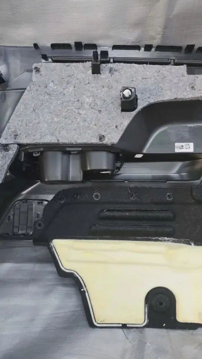 Linker kofferbakafdekking OEM 849530757R voor Renault Espace VI image 8