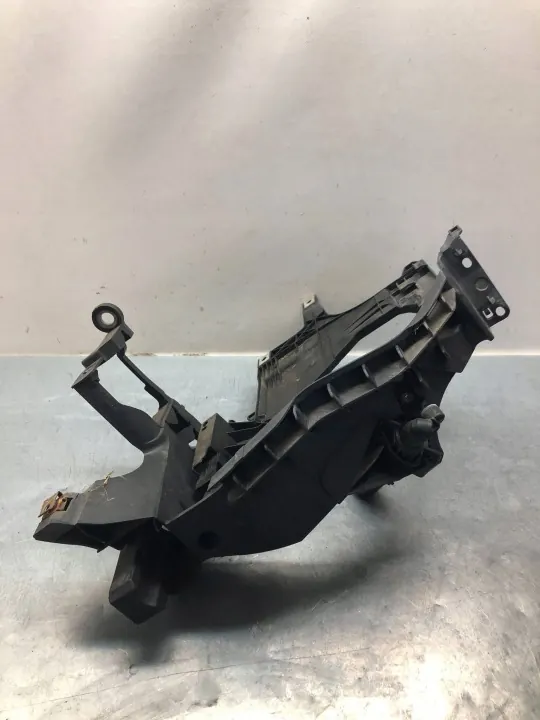 Vasen pyyhinvarsi OEM 8T0805607D Audi A5 8T 2012-2015 image 2