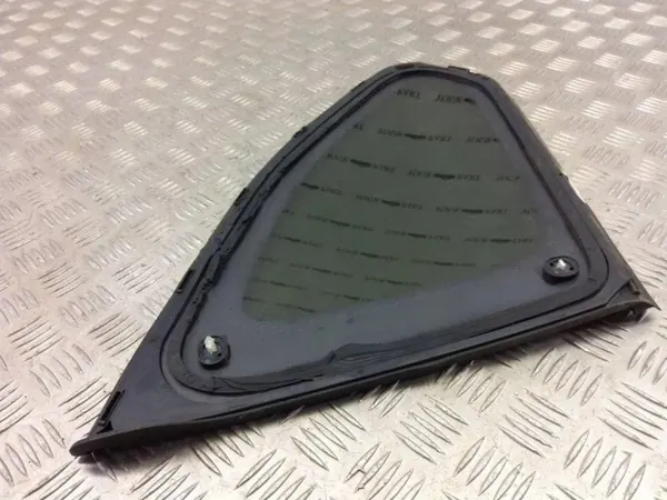 Oikea takalasi OEM 7406874 BMW X1 F48 2016 image 8