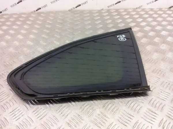 Oikea takalasi OEM 7406874 BMW X1 F48 2016 image 9