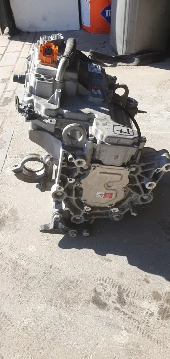Motor eléctrico Opel ZK01 9836741380 para Corsa F image 3