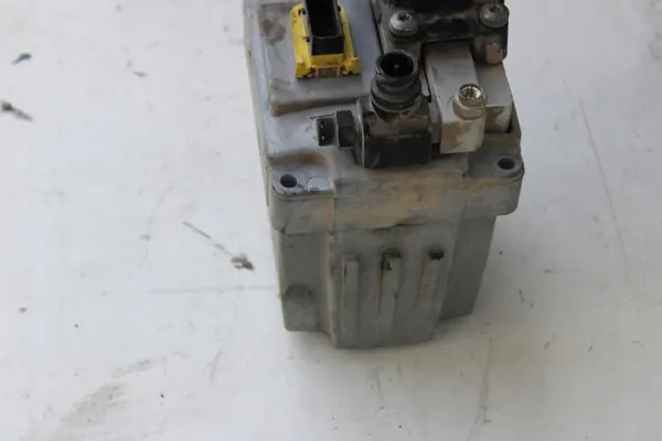 Gebruikte AdBlue-pomp OEM 292216772 voor MAN TGX image 3