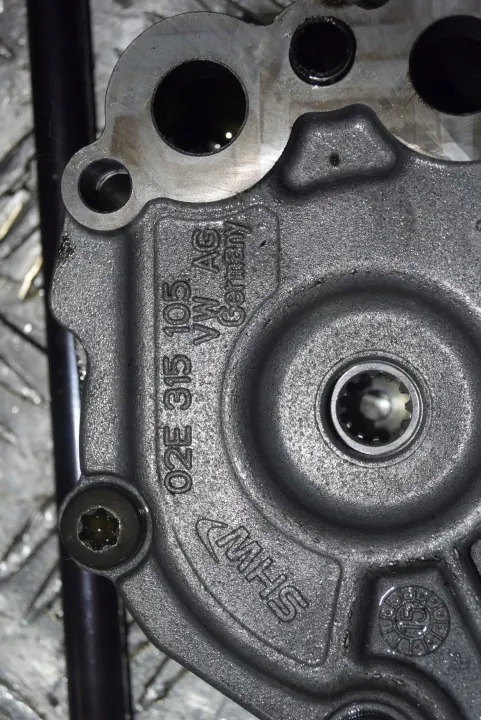 Oliepomp As OEM 02E315105 voor VW 2.0 TDI image 4