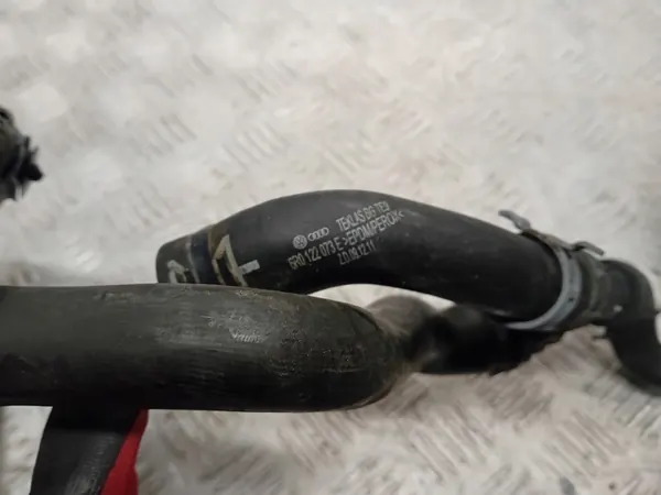 IBIZA IV 1.4TSI Vesiputki 04E121070AC image 4