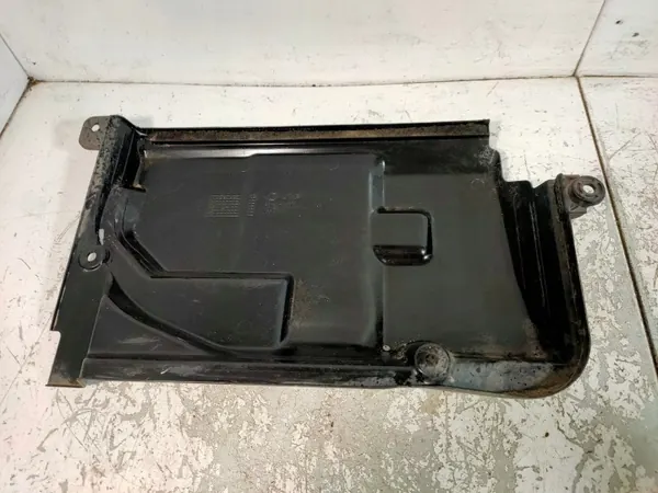 Hyundai Getz Jäähdyttimen Ritilä OEM 253211C000 image 3
