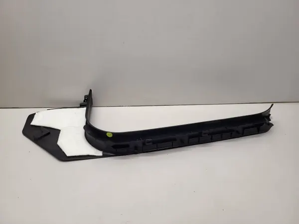 Mercedes A1666809703 Couvre-bas de portière gauche image 4
