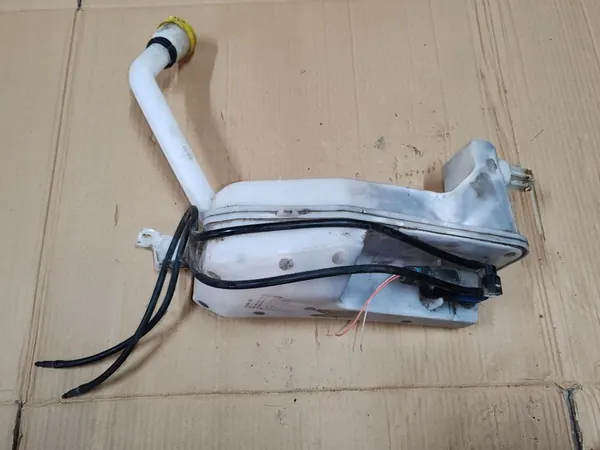 Pyyhkijän Säiliö 289107623R Renault Captur I 13-18 image 2